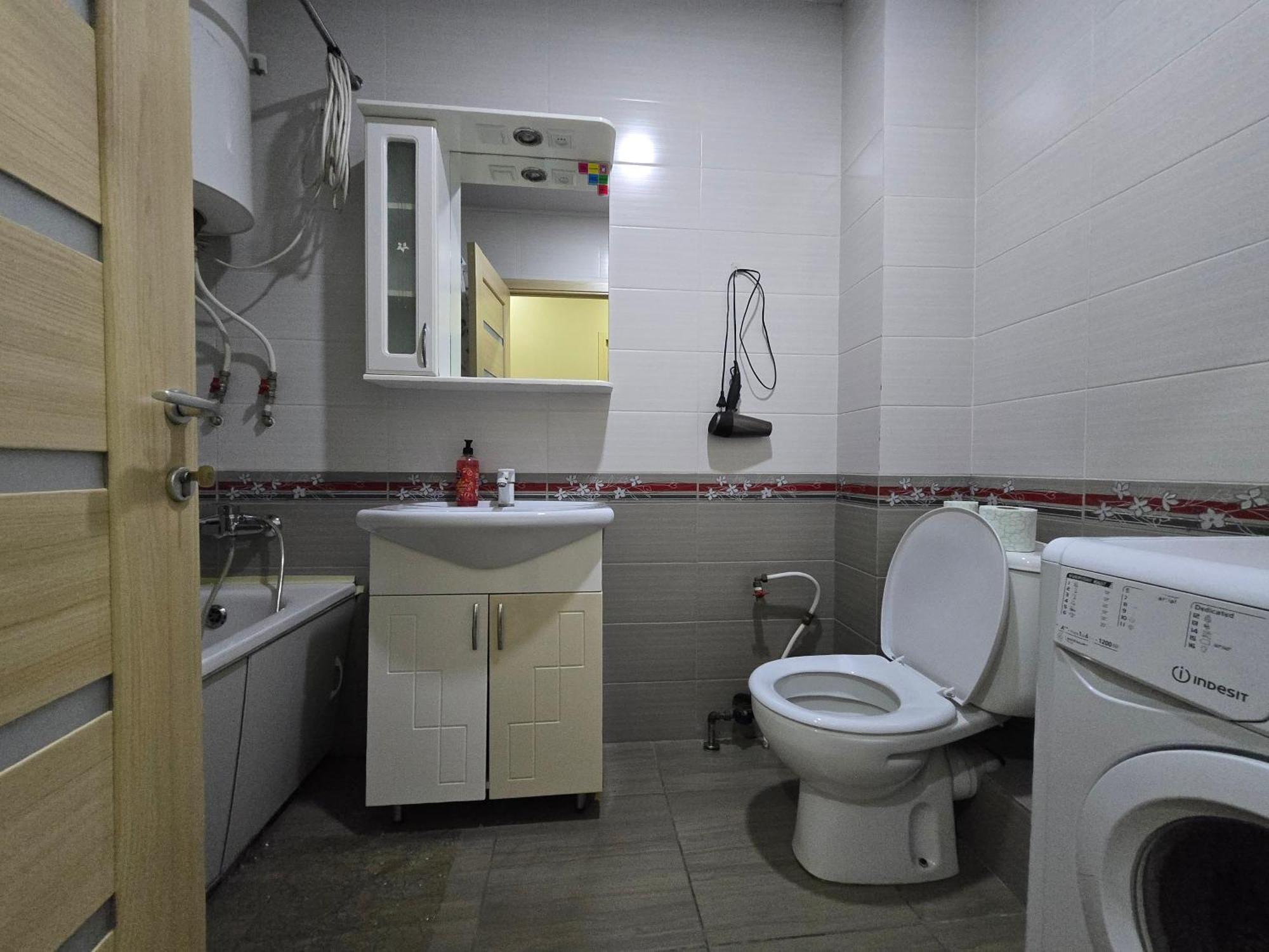 White New Apartments Ultracentral 2-Rooms In The Heart Chisinau Exterior foto